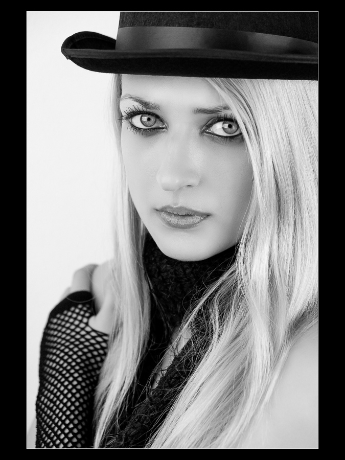 Martin Moser - Hat (29)